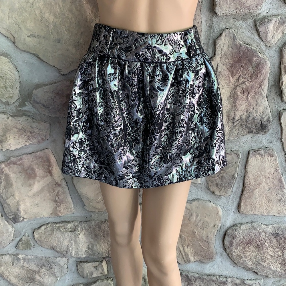 CHARLOTTE RUSSE | Silver Black Metallic Mini Skirt